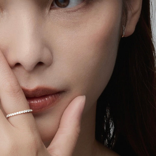 Timeless Diamond Ring - K18