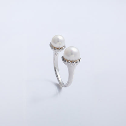 Thorn Pearl Ring - Silver
